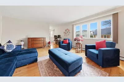 185 Bennett Avenue, Yonkers, NY 10701 - Photo 10