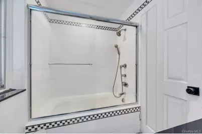 278 Waverly Avenue, East Rockaway, NY 11518 - Photo 30