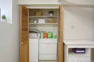 58-55 212th St, Bayside, NY 11364 - Photo 24