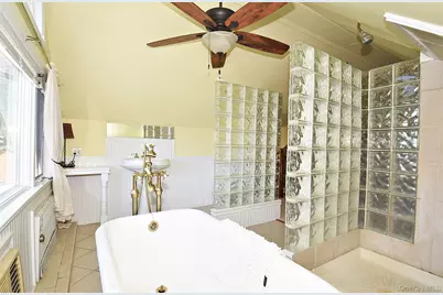 4144 Westmoreland Street, Little Neck, NY 11363 - Photo 26