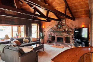 212 Matthews Rd, Oakdale, NY 11769 - Photo 10