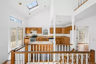 221 E Montauk Hwy, Hampton Bays, NY 11946 - Photo 12