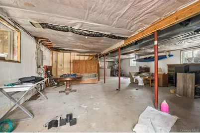221 E Montauk Highway, Hampton Bays, NY 11946 - Photo 24