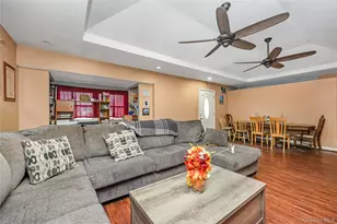 6 Evy Ct, Sayville, NY 11782 - Photo 4
