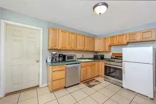 6 Evy Ct, Sayville, NY 11782 - Photo 8