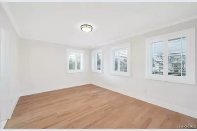 185 9th Street, Hicksville, NY 11801 - Photo 16