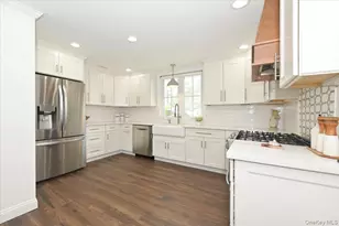 88 Webster St, Westbury, NY 11590 - Photo 10