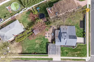 59 Orchid Rd, Levittown, NY 11756 - Photo 2