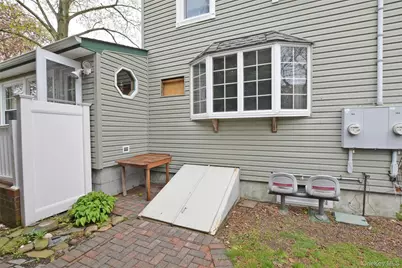 144 Division Avenue, West Sayville, NY 11796 - Photo 42