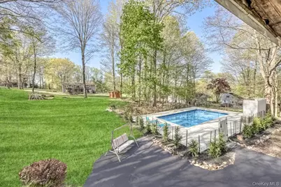 129 E Willow Tree Road, Spring Valley, NY 10977 - Photo 6
