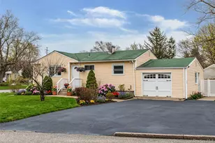 2502 Race Ave, Medford, NY 11763 - Photo 2