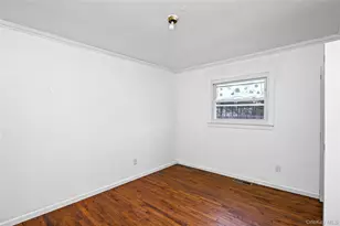 2502 Race Ave, Medford, NY 11763 - Photo 16