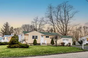 2502 Race Ave, Medford, NY 11763 - Photo 4