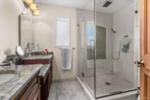 174-28 Pidgeon Meadow Rd, Fresh Meadows, NY 11365 - Photo 22