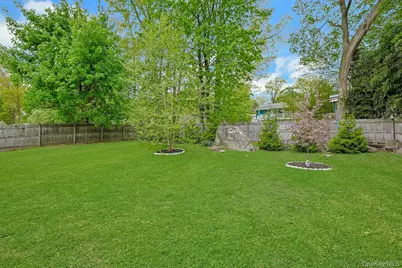 17 N Park Avenue, Nanuet, NY 10954 - Photo 4