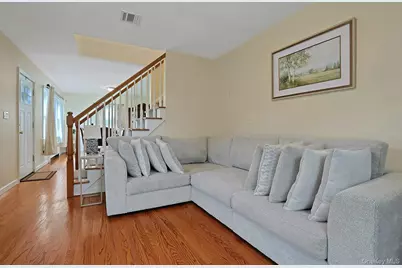 17 N Park Avenue, Nanuet, NY 10954 - Photo 14