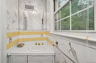 95 Georgia Ave, Bronxville, NY 10708 - Photo 12