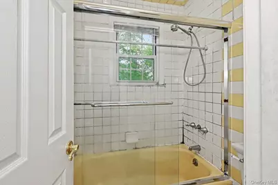 95 Georgia Avenue, Bronxville, NY 10708 - Photo 30