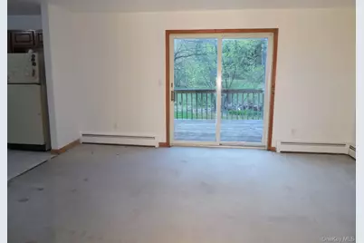 617 Burlingham Road, Bloomingburg, NY 12721 - Photo 6