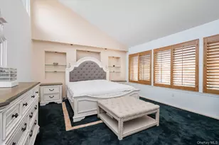 25 Princeton Dr, Syosset, NY 11791 - Photo 16