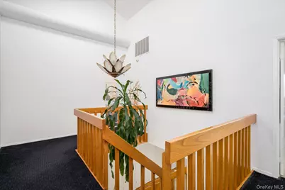 25 Princeton Drive, Syosset, NY 11791 - Photo 14