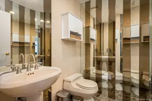 25 Princeton Dr, Syosset, NY 11791 - Photo 12