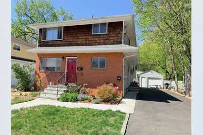 95 Graywood Road #2nd Fl, Port Washington, NY 11050 - Photo 1