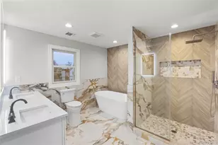 12 Patience Ln, Westbury, NY 11590 - Photo 32