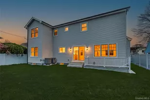 12 Patience Ln, Westbury, NY 11590 - Photo 4