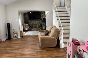 37 Cedar Ave, Coram, NY 11727 - Photo 4