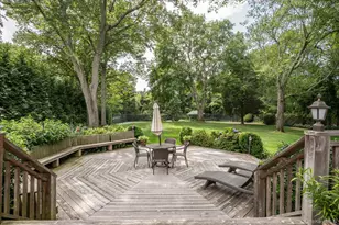 14 Pine Dr, Woodbury, NY 11797 - Photo 34