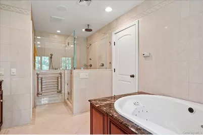14 Pine Drive, Woodbury, NY 11797 - Photo 20
