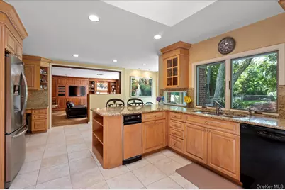 14 Pine Drive, Woodbury, NY 11797 - Photo 14