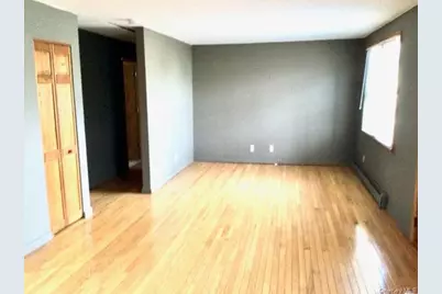 56 Gwendolyn Place, East Islip, NY 11730 - Photo 6