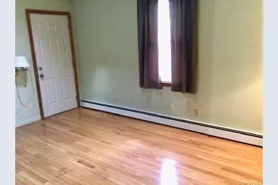 56 Gwendolyn Place, East Islip, NY 11730 - Photo 14