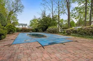 497 Tulip Ave, Floral Park, NY 11001 - Photo 30