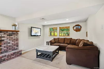 12 Branch Lane, East Setauket, NY 11733 - Photo 20