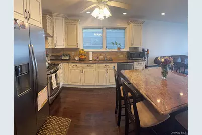 16207 85th Street, Howard Beach, NY 11414 - Photo 18