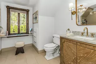 91 Crescent Beach Rd, Glen Cove, NY 11542 - Photo 26