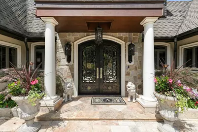 91 Crescent Beach Road, Glen Cove, NY 11542 - Photo 4