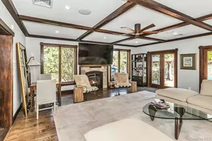 91 Crescent Beach Rd, Glen Cove, NY 11542 - Photo 18