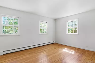 6 Oakland Lane, East Quogue, NY 11942 - Photo 20