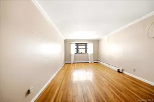 545 Hollywood Ave, Bronx, NY 10465 - Photo 26