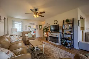 24 Village Park Dr, Fishkill, NY 12524 - Photo 4