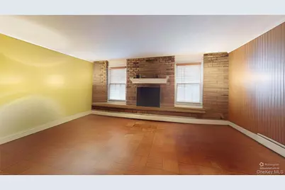 9 Oakwood Circle, Roslyn, NY 11576 - Photo 16