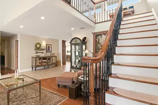 21 Shore Dr W, Copiague, NY 11726 - Photo 18