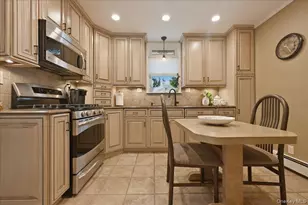 2962 Higgins St, Oceanside, NY 11572 - Photo 8