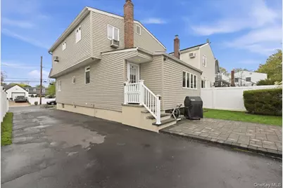2962 Higgins Street, Oceanside, NY 11572 - Photo 24