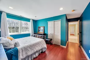 7 Stadium Blvd, East Setauket, NY 11733 - Photo 32
