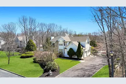 7 Stadium Boulevard, East Setauket, NY 11733 - Photo 2